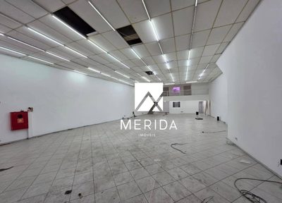 Loja-Salão, 250 m² - Foto 1
