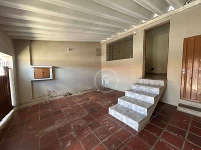 Casa, 2 quartos, 90 m² - Foto 1