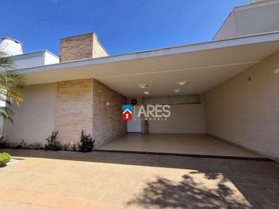 Casa, 3 quartos, 254 m² - Foto 2