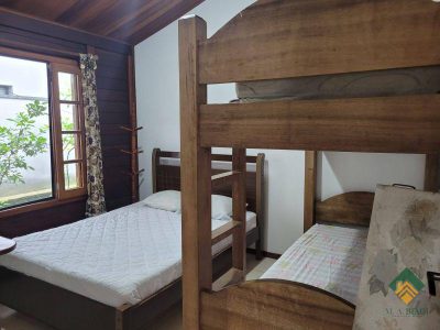 Casa, 4 quartos, 260 m² - Foto 2