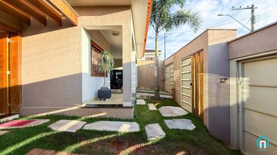 Casa, 4 quartos, 217 m² - Foto 1