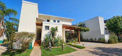 Casa, 5 quartos, 150 m² - Foto 1