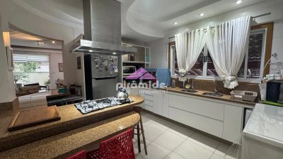 Casa, 4 quartos, 256 m² - Foto 4