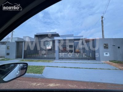 Casa, 4 quartos, 109 m² - Foto 1