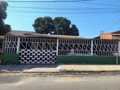 Casa, 2 quartos, 155 m² - Foto 1