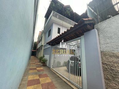 Sobrado, 3 quartos, 188 m² - Foto 1