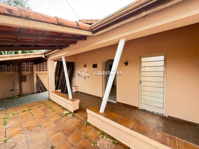 Casa, 4 quartos, 157 m² - Foto 1