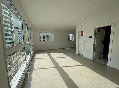 Apartamento, 3 quartos, 125 m² - Foto 2