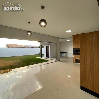 Casa, 3 quartos, 170 m² - Foto 2