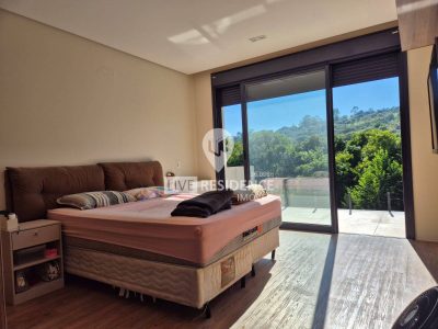 Casa, 3 quartos, 262 m² - Foto 4