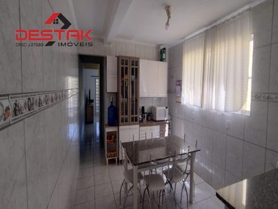 Casa, 3 quartos, 193 m² - Foto 3