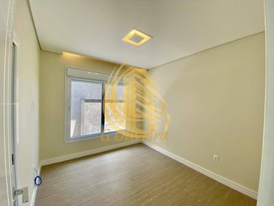 Casa, 3 quartos, 277 m² - Foto 1