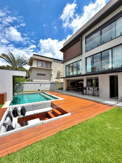 Casa, 6 quartos, 490 m² - Foto 1