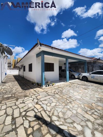 Casa, 3 quartos, 330 m² - Foto 1