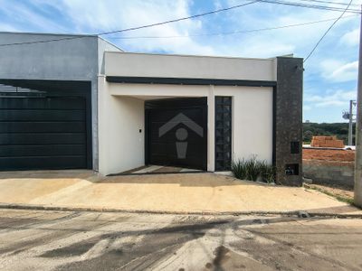 Casa, 2 quartos, 77 m² - Foto 1
