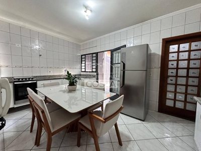 Casa, 4 quartos, 162 m² - Foto 5