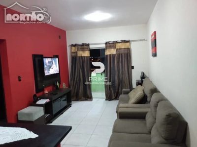 Casa, 2 quartos, 66 m² - Foto 1