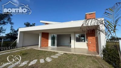 Casa, 3 quartos, 148 m² - Foto 2
