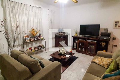 Casa, 3 quartos, 241 m² - Foto 2