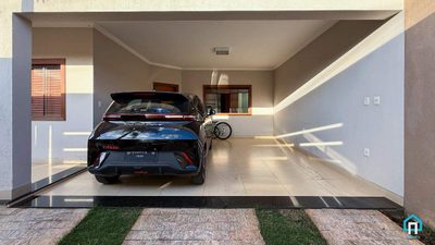Casa, 4 quartos, 217 m² - Foto 2