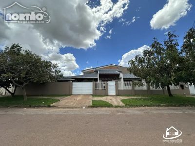 Casa, 4 quartos - Foto 1
