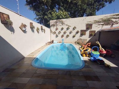 Casa, 3 quartos, 164 m² - Foto 1