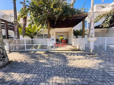 Sobrado, 3 quartos, 197 m² - Foto 1