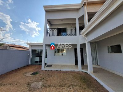 Casa, 3 quartos, 192 m² - Foto 3
