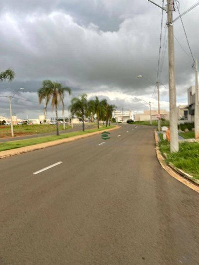 Loteamento e Condomínio, 266 m² - Foto 1