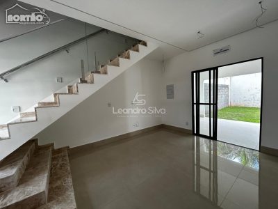 Casa, 2 quartos, 138 m² - Foto 2