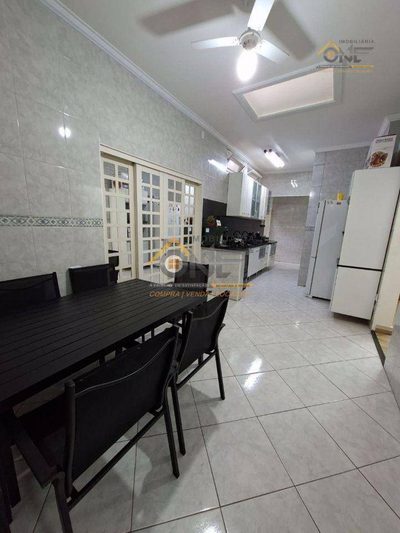 Casa, 3 quartos, 175 m² - Foto 5