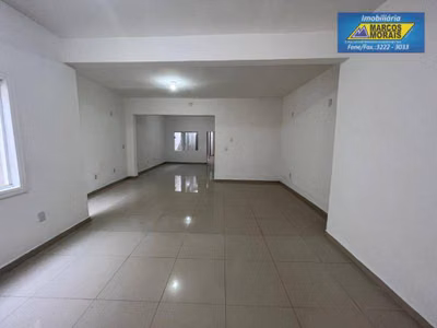 Casa, 2 quartos, 276 m² - Foto 1