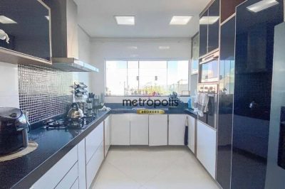 Sobrado, 3 quartos, 248 m² - Foto 5