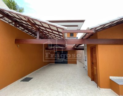Casa, 4 quartos, 166 m² - Foto 1