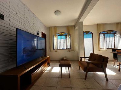 Casa, 5 quartos, 170 m² - Foto 2