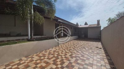 Casa, 4 quartos, 191 m² - Foto 1