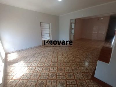 Casa, 3 quartos, 218 m² - Foto 4