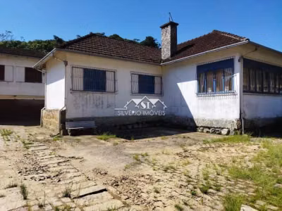 Casa, 7 quartos, 350 m² - Foto 1