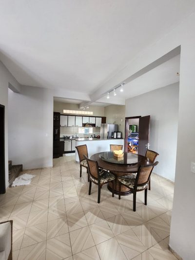 Casa, 4 quartos, 200 m² - Foto 3