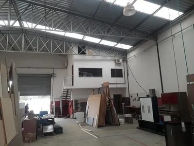 Depósito-Galpão, 1000 m² - Foto 1