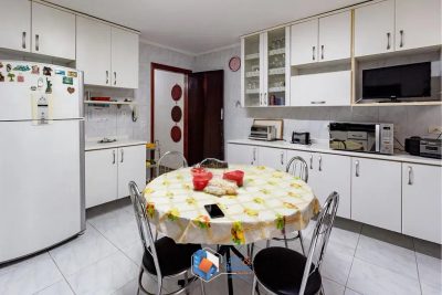 Casa, 3 quartos, 187 m² - Foto 2