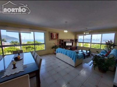 Casa, 4 quartos, 195 m² - Foto 2