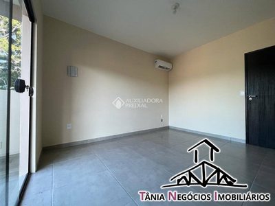 Casa, 4 quartos, 210 m² - Foto 2
