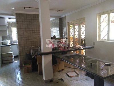 Casa, 4 quartos, 295 m² - Foto 2