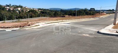 Loteamento e Condomínio, 619 m² - Foto 1