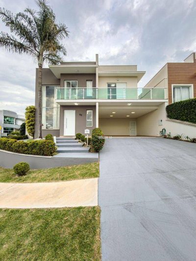 Casa, 4 quartos, 352 m² - Foto 1