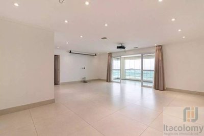 Apartamento, 3 quartos, 212 m² - Foto 1