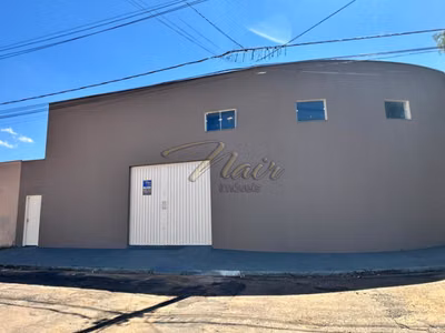 Prédio Inteiro - Foto 1