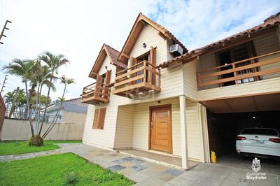 Casa, 3 quartos, 235 m² - Foto 1