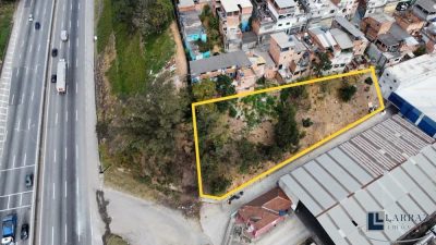 Loteamento e Condomínio, 1457 m² - Foto 1
